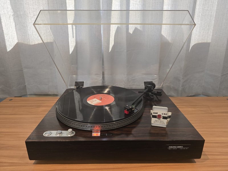 Micro Seiki BL-21 Turntable Carousel 1