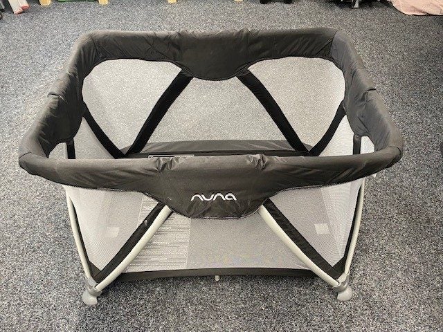 Nuna Portable Cot Carousel 1