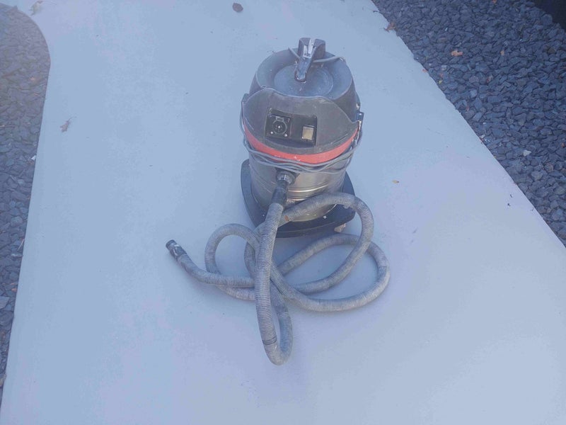Drywall sanders, Porter Cable sander and Starmix vax , Carousel 1