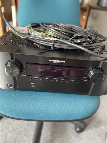 RECEIVER MARANTZ WITH 2 SPEAKERS Carousel 1