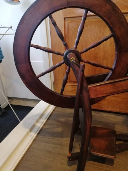 Spinning wheel Carousel 2