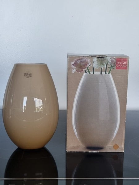Danish Holmegaard opal glass VASE by Peter Svarrer Carousel 1