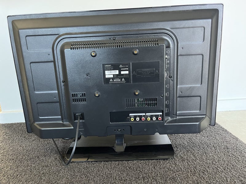 Veon TV/monitor and remote Carousel 2
