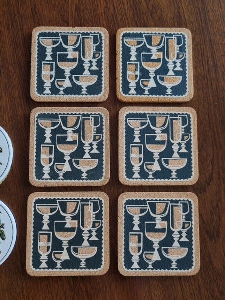 Vintage coasters, x 11 including Waitomo caves Carousel 4