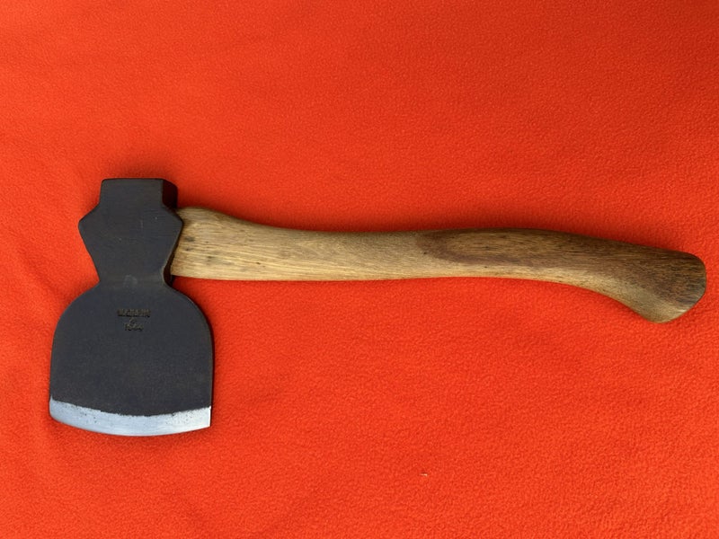 WWIl 1944 W.GILPIN Kent pattern axe. Beautiful collectors piece. (Cracked) Carousel 1