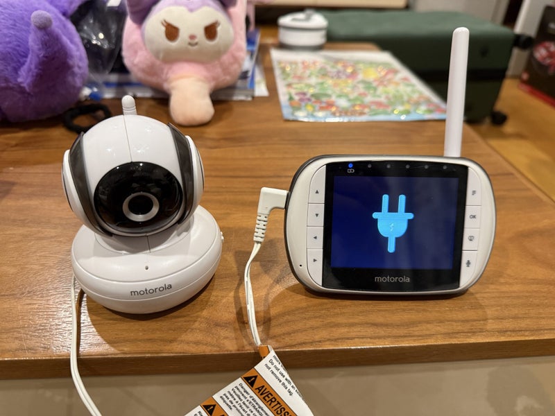 Motorola MBP36S Remote Wireless Video Baby Monitor Carousel 1