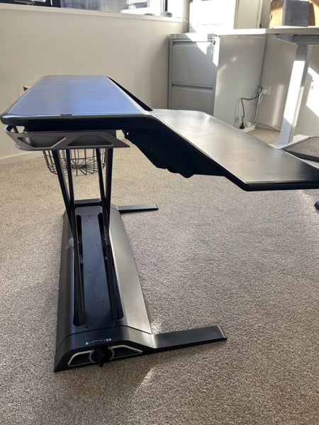 Fellowes Lotus Sit - Stand Desk Converter Carousel 2