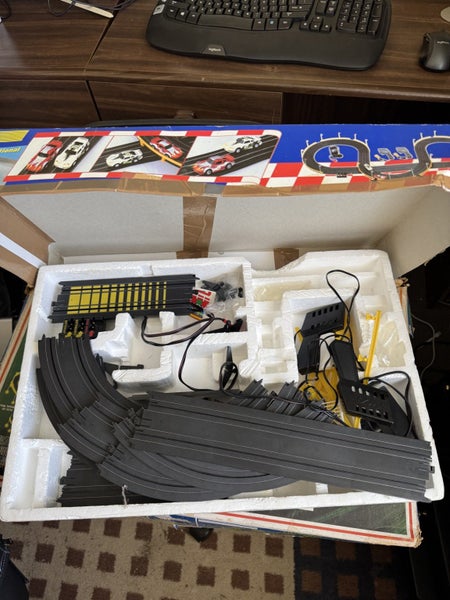 Formula Tyco Slot Car Set Carousel 2