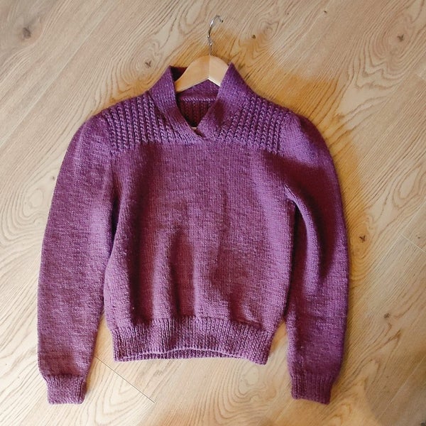 Handknitted Woolen jumper Carousel 1