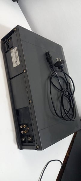 Sanyo VCR - VHS Recorder / Player - Great Working Condition Carousel 6