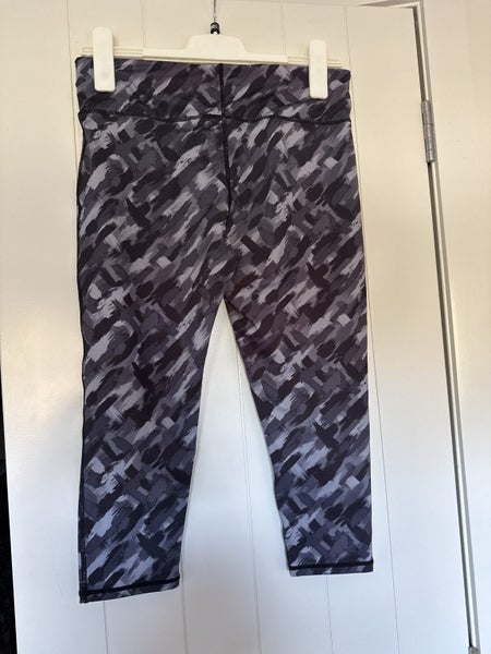 Ladies tights $1 reserve Carousel 2