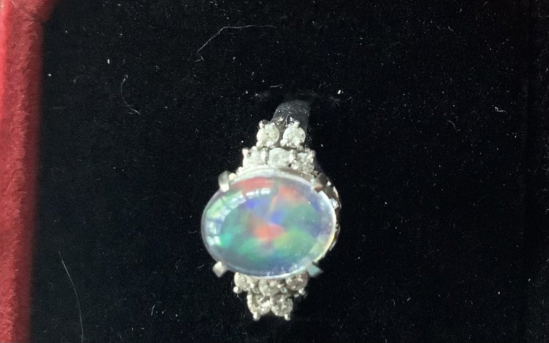 OPAL PLATINUM. DIAMONDS. RING Carousel 1