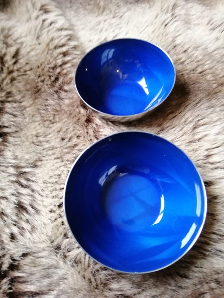 Cathrine Holm stainless steel bowls x 2 Carousel 1