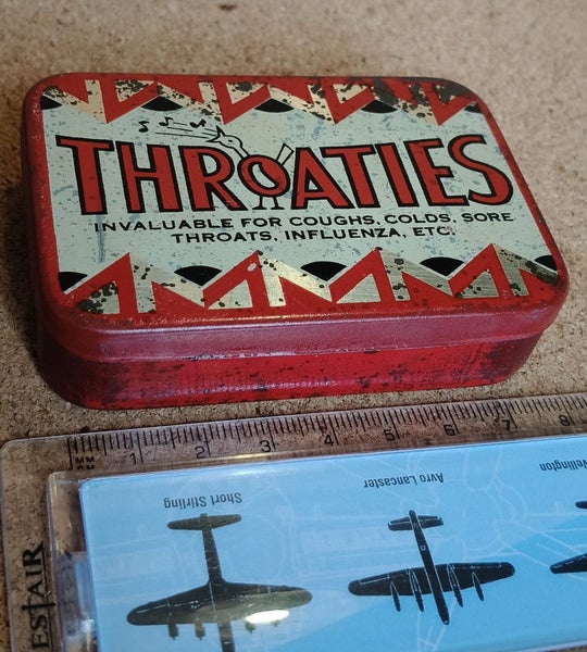 Throaties - Vintage Tin Carousel 1
