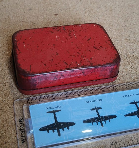 Throaties - Vintage Tin Carousel 2