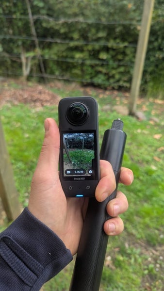 Insta360 X3 Carousel 1