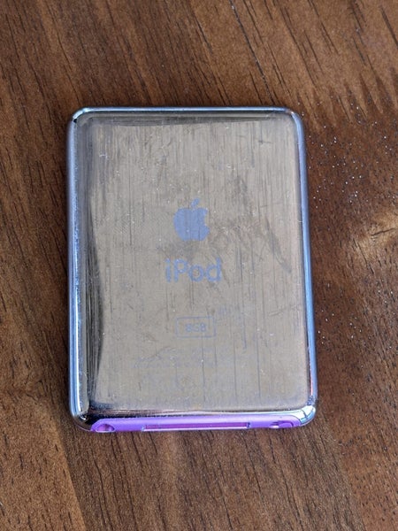 iPod Nano 8GB Carousel 2