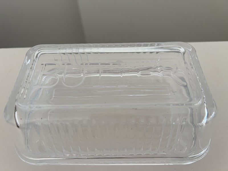 Vintage glass butter dish Carousel 1