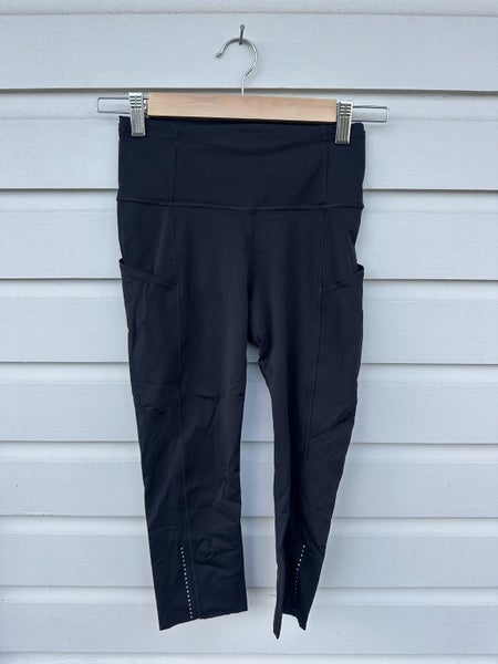 Lululemon 19” Fast & Frees Carousel 1