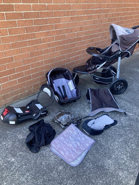 Milano infant Stroller and capsule with isofix cradle Carousel 1