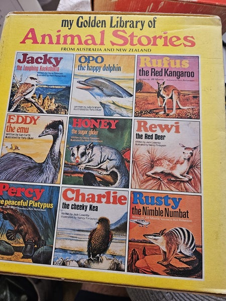 My Golden Library of Animal Stories Carousel 1