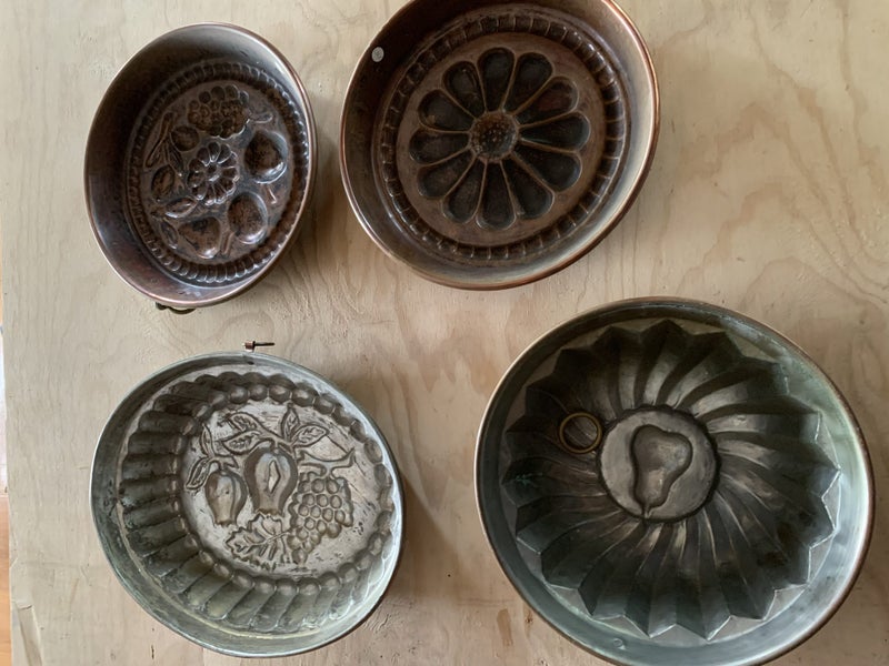 Copper Moulds Carousel 10