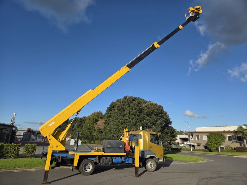 26m cherry picker EWP bucket truck62854326761346112