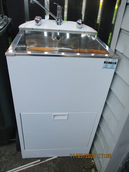 Laundry Tub with Taps and Drawer Carousel 1