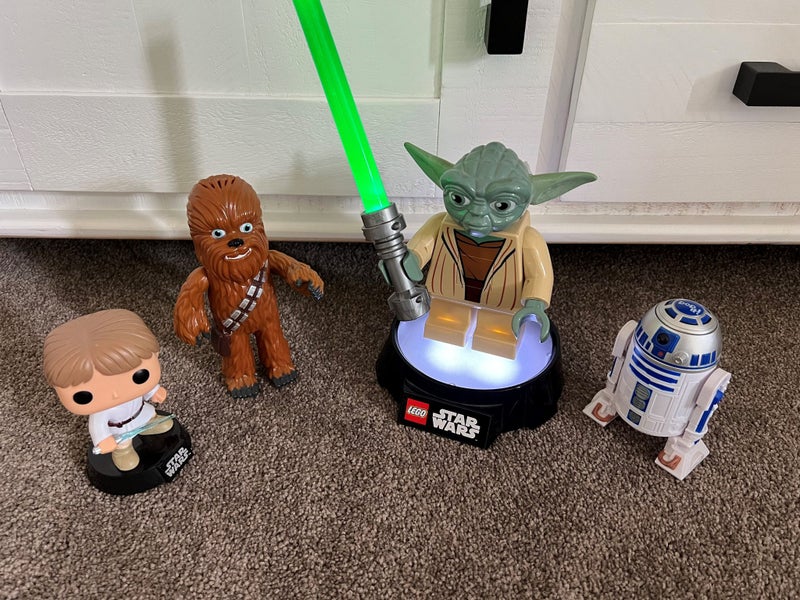 Star Wars Toys and Night Light Carousel 1