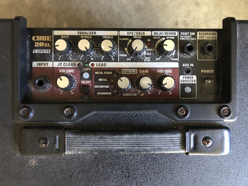 Roland Cube 20XL Amplifier Carousel 3