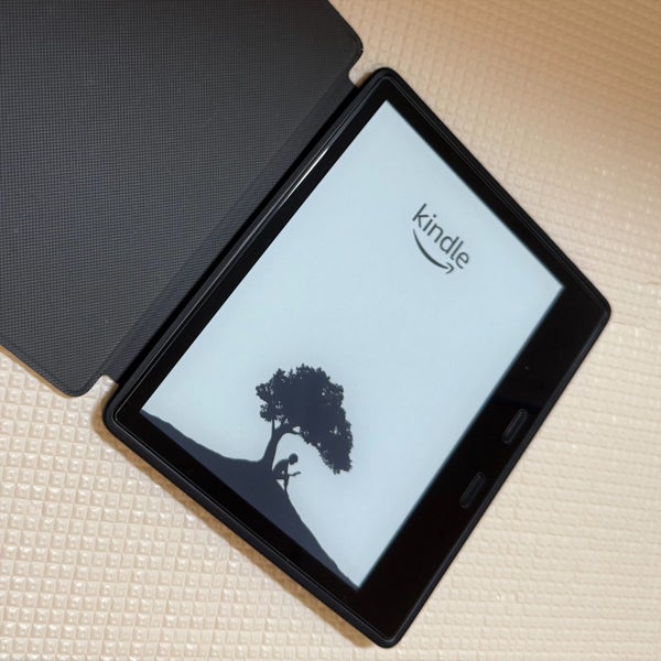 Kindle Oasis 10th Gen 8GB Carousel 1