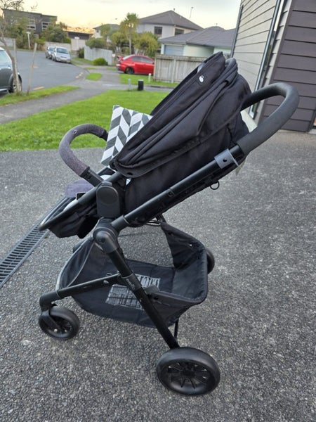 Tidy Evenflo Baby stroller Carousel 6