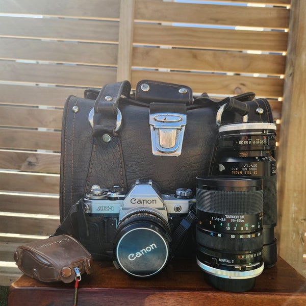 Complete Canon AE-1 Bundle Carousel 1