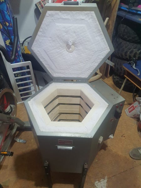 Cobcraft kiln Carousel 2