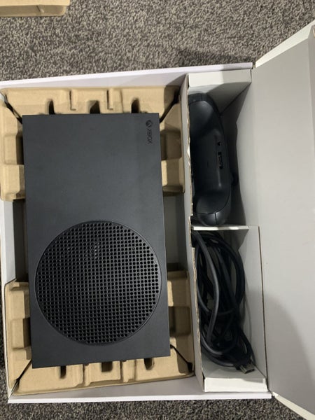 Xbox Series S 1TB Black edition Carousel 2