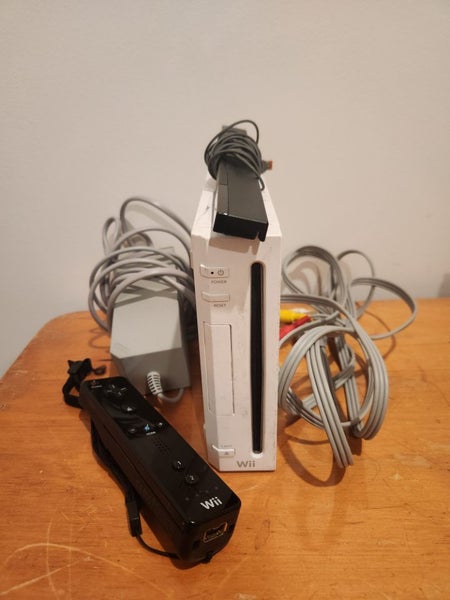 Working Wii Console Bundle Carousel 1