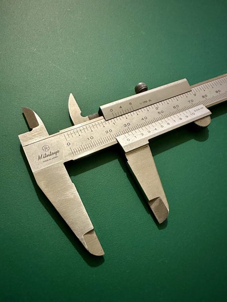 Nice Mitutoyo 150mm vernier caliper $1 reserve. Carousel 1