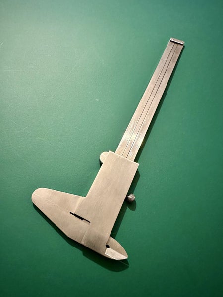 Nice Mitutoyo 150mm vernier caliper $1 reserve. Carousel 9