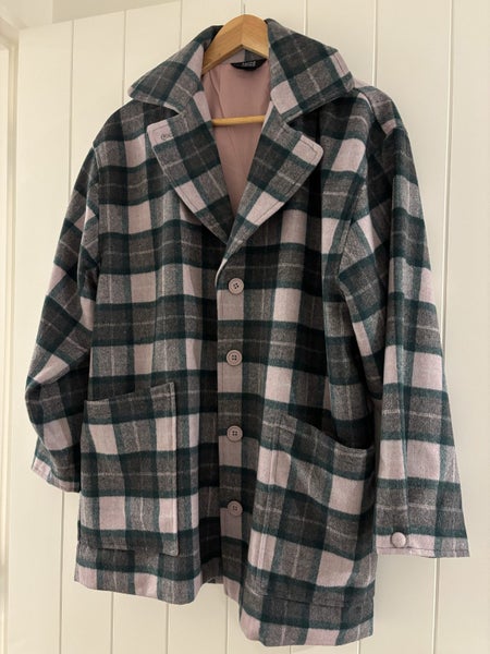 Thing Thing Tillie Coat Emerald Blush, size 8. RRP$329 Carousel 1