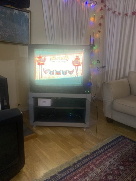 Panasonic 33” CRT TV w/ Cabinet Carousel 2