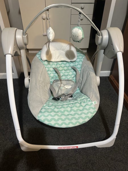 Ingenuity baby swing Carousel 1