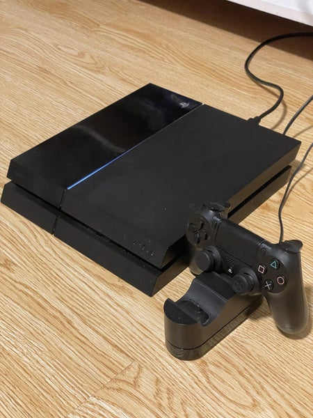 PS4 Console + Controller Carousel 1