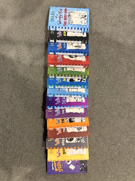 Diary of a Whimpy Kid (14 books!) Carousel 1