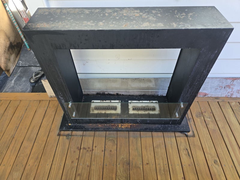 Outdoor Fireplace (Biofuel) Carousel 2