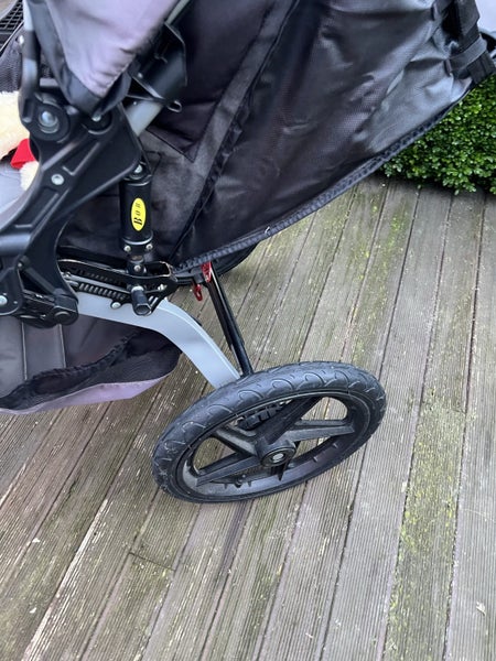 Stroller - excellent condition Carousel 5