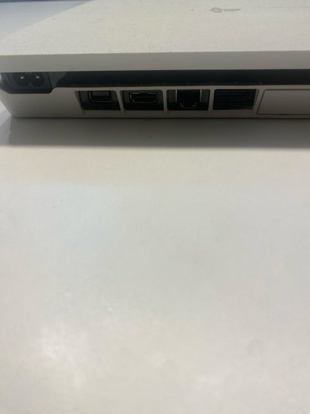 White ps4 slim Carousel 3