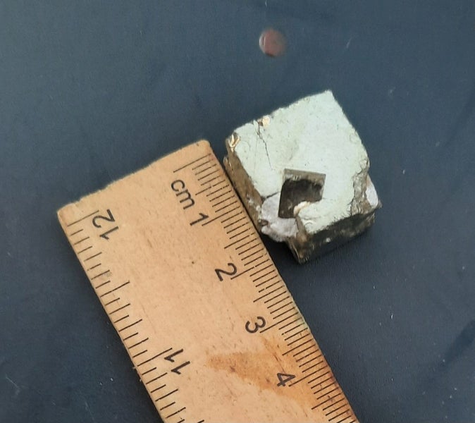 $1res- cubic pyrite - South Africa Carousel 5
