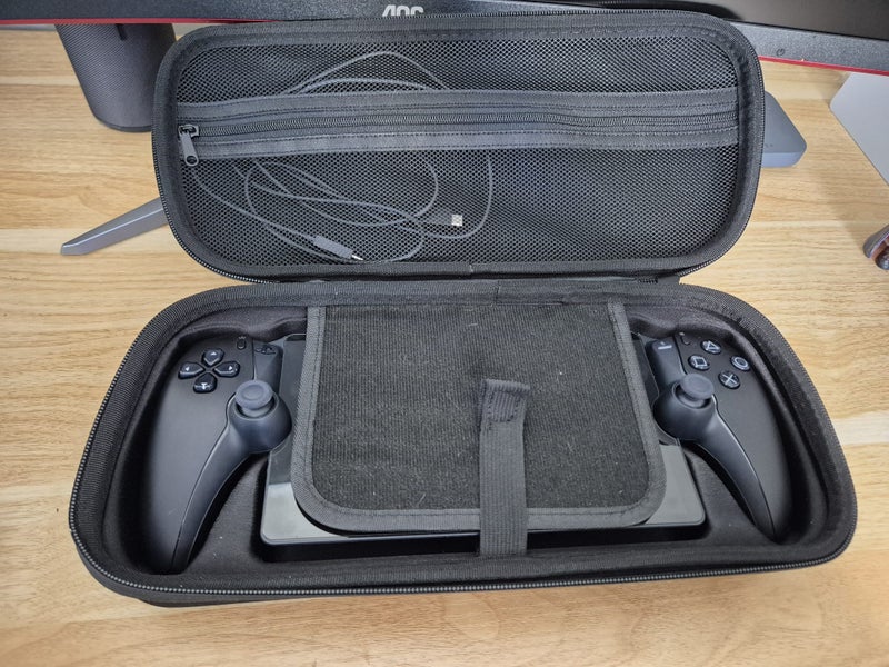 Playstation Portal, remote player in Midnight black Carousel 5