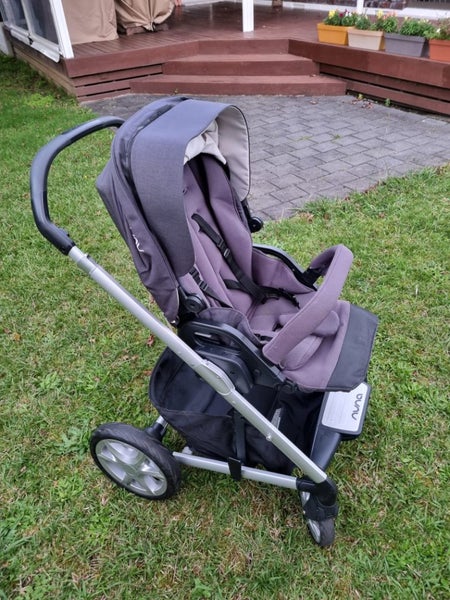 Nuna Mixx Next Stroller Carousel 2