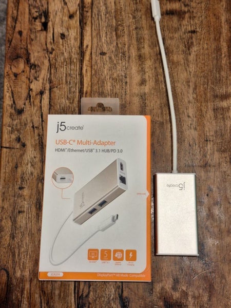 J5 Create USB-C Hub / Docking Station Carousel 4